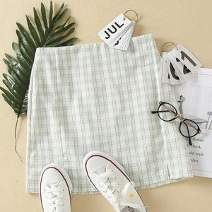 Zaful Green and White Plaid Skirt